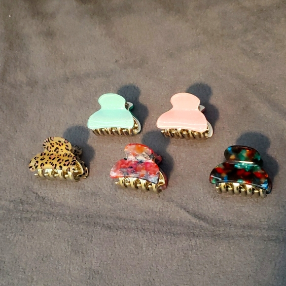 Cracker Barrel Accessories - 5 pack Hair Clips
